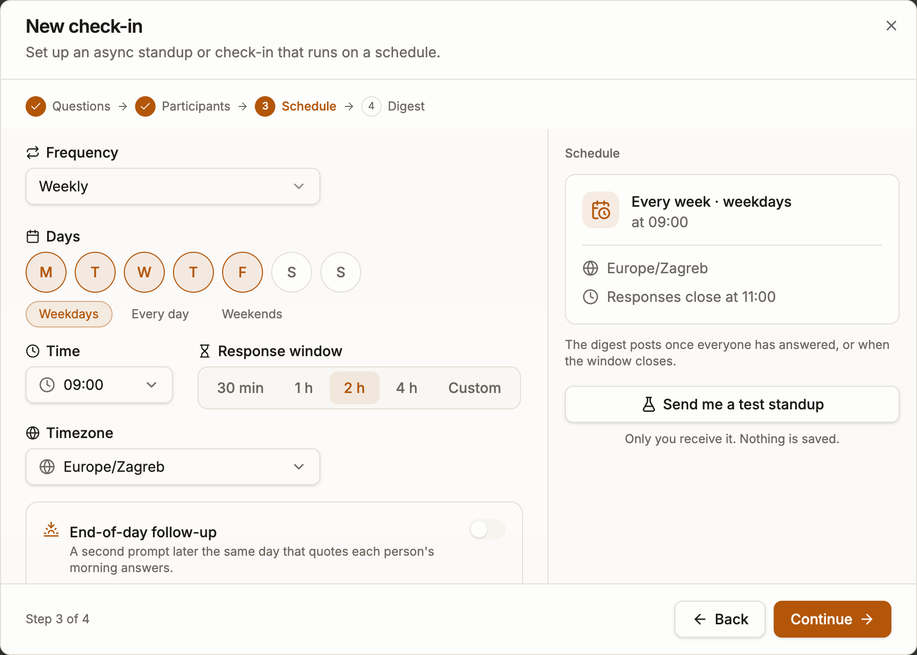New check-in wizard, step 3: weekday toggles, a time picker, a timezone setting and the response window length.